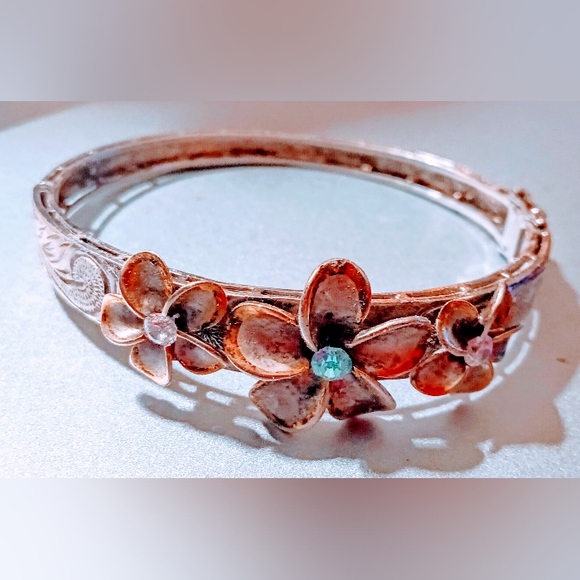 Vintage Flower Design Pattern Sterling Silver 9.25 Bangle Size 7 inch Bracelet. - Picture 2 of 11